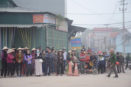  Hiện trường vụ tai nạn giao thông kinh hoàng tại Vĩnh Phúc.