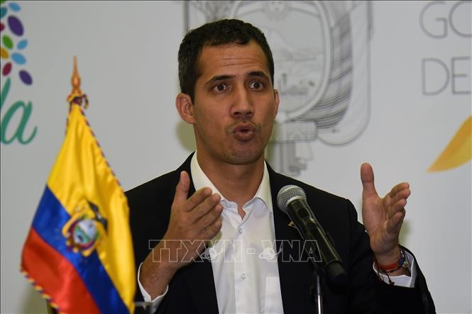 Thủ lĩnh đối lập Venezuela Juan Guaido phát biểu tại Salinas, Ecuador ngày 2/3/2019. Ảnh: AFP/TTXVN