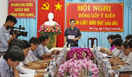 Một số ý kiến còn băn khoăn xoay quanh các khái niệm về nhà giáo. 