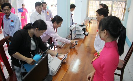 Đến nay, 100% các văn phòng bộ, địa phương đã tiếp nhận nhiệm vụ tổ chức, triển khai cơ chế một cửa, một cửa liên thông trong giải quyết TTHC.