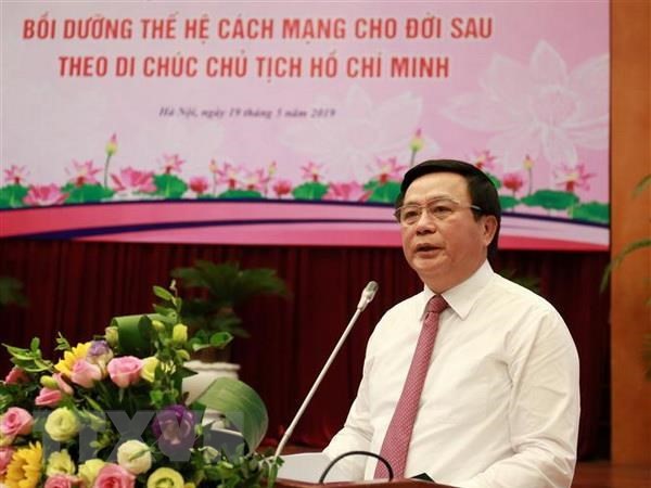 Bí thư Trung ương Đảng, Giám đốc Học viện Chính trị Quốc gia Hồ Chí Minh Nguyễn Xuân Thắng phát biểu tại hội thảo. (Ảnh: Văn Điệp/TTXVN)