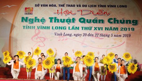 Hội diễn nghệ thuật quần chúng năm 2019 thu hút sự tham gia của khoảng 500 diễn viên, nhạc công với hơn 50 tiết mục.