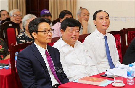 Phó Thủ tướng Chính phủ Vũ Đức Đam và các đại biểu tại buổi lễ. Ảnh: Thành Đạt/TTXVN