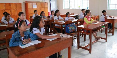 Vĩnh Long huy động học sinh Khmer các cấp đến trường đạt trên 98%.