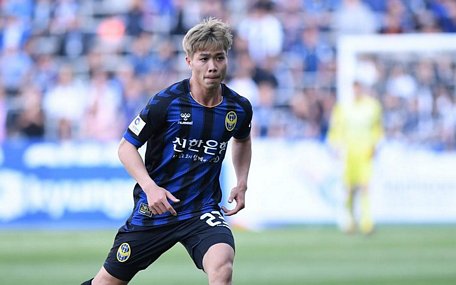 Công Phượng rời Incheon Utd sau gần 4 tháng (Ảnh: Incheon Utd).