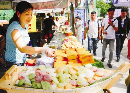 Bánh ngon tại Lễ hội Bánh dân gian Nam bộ 2019. Ảnh: DUY KHÔI