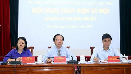 Hội nghị phản biện ngày 3/6