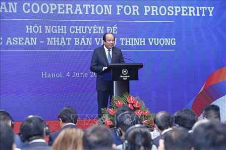 Bộ trưởng, Chủ nhiệm Văn phòng Chính phủ Mai Tiến Dũng phát biểu khai mạc hội nghị. Ảnh: Lâm Khánh/TTXVN