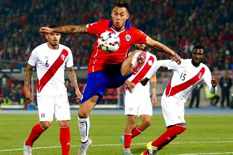  Màn đối đầu giữa Chile và Peru hứa hẹn sẽ rất quyết liệt. Ảnh: AP