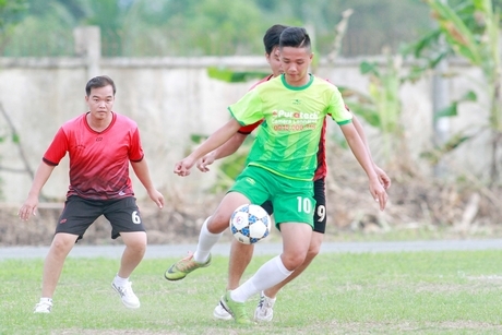 Trận đấu giữa Cửa hàng ĐTDĐ Khang Duy thắng Tích Thiện tỷ số 16-4