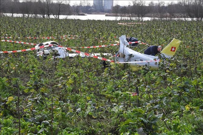 Hiện trường một vụ tai nạn máy bay ở Oberhausen-Rheinhausen, Đức ngày 24/1/2018. Ảnh tư liệu: AFP/TTXVN