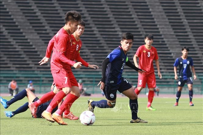 Các cầu thủ U22 Việt Nam (áo đỏ) giành chiến thắng tối thiểu trước U22 Campuchia để giành vị trí thứ 3 chung cuộc. Ảnh: Hoàng Linh/TTXVN
