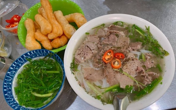 Phở - cái tên gắn liền với Hà Nội.