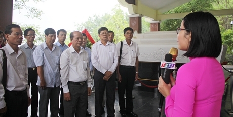 Chuyến về nguồn Báo công dâng Bác tại tỉnh Nghệ An nhằm tôn vinh những tấm gương tiêu biểu và học hỏi thêm mô hình hay, cách làm mới.