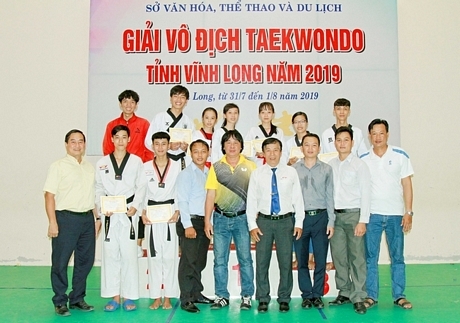 Đội taekwondo Bình Tân dẫn đầu ngôi toàn đoàn.