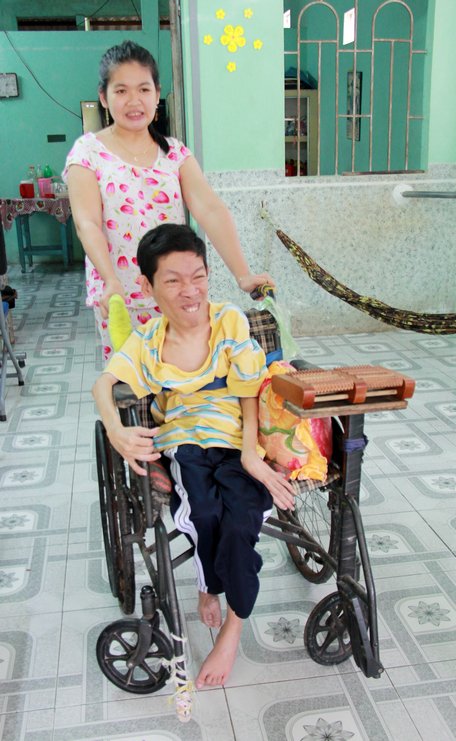 Loan đã đẩy anh Liêm đi chơi được rồi!