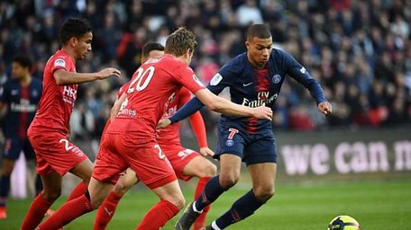  Mbappe tỏa sáng với một bàn thắng và một pha kiến tạo. (Ảnh: Getty).