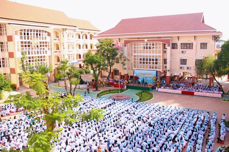 Tăng quy mô đầu tư xây dựng trường học đạt chuẩn góp phần tạo điều kiện thuận lợi cho việc dạy và học (ảnh minh họa).