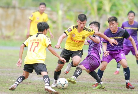 SVĐ Trà Ôn vừa tổ chức Giải vô địch bóng đá huyện từ ngày 13- 26/7/2019.