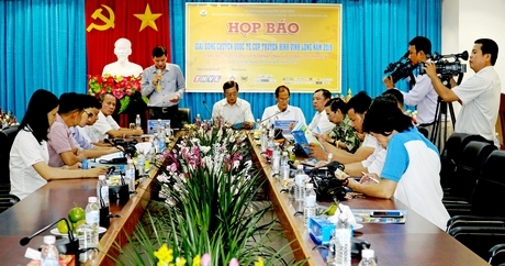 Ngày 20/8, BTC Giải Bóng chuyền quốc tế- Cup Truyền hình Vĩnh Long 2019 tổ chức họp báo