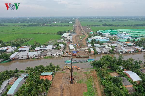 Có quá nhiều khó khăn trước mắt chưa được giải quyết. Mốc để cao tốc Trung Lương - Mỹ Thuận trong năm 2020 khó có thể đạt được.