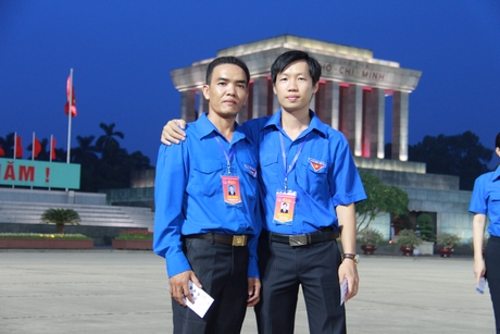 Viếng Lăng Bác là niềm hạnh phúc thiêng liêng của tuổi trẻ chúng tôi.