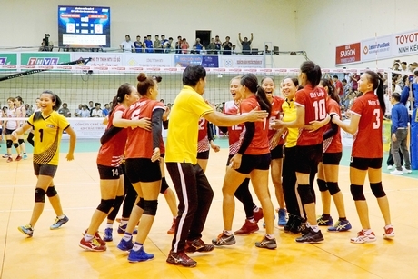 Giây phút thăng hoa, khi đội nữ THVL giành chiến thắng 3-2.