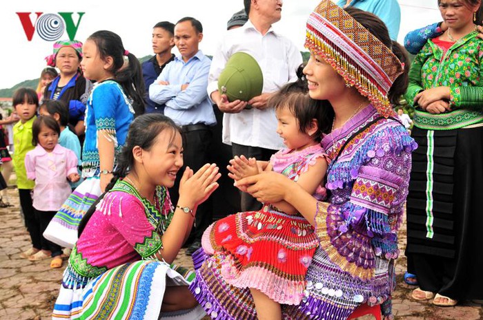 Năm nay, ngoài việc vui chơi mừng tết Độc lập...