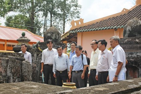 Di tích là nơi lưu giữ di sản văn hóa để phục vụ nghiên cứu và giáo dục khoa học, là thiết chế văn hóa phục vụ cộng đồng…