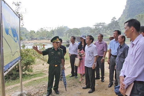 Chuyến về nguồn đi tìm những địa chỉ đỏ còn là hành trình để những người trẻ tìm về cội nguồn dân tộc.
