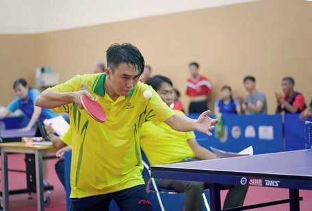 Trương Hoàng Hiếu- cây vợt chủ lực của đội Phú Minh Nhật.