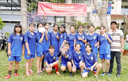 Đội Phường 5 giành chức vô địch của giải.