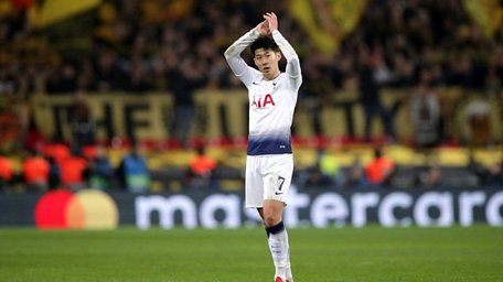 Son Heung Min là 1 trong 30 cầu thủ được đề cử danh hiệu Quả bóng Vàng 2019. (Ảnh: Getty). 