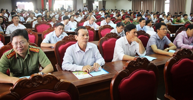 Đại biểu tham dự tập huấn.