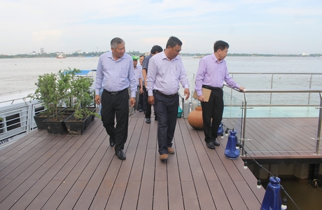 Đoàn khảo sát tại Khu nghỉ dưỡng Bình Minh Eco Lodge.