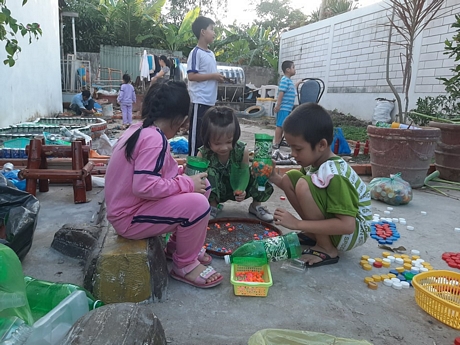 Mầm bệnh tay chân miệng vẫn lưu hành trong cộng đồng nên mọi người cần thực hiện tốt công tác vệ sinh phòng bệnh.