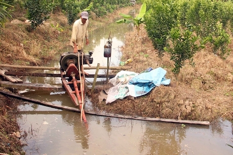 Người dân cần tranh thủ dự trữ nước ngọt khi độ mặn dưới ngưỡng 1‰ nhằm chủ động ứng phó các đợt mặn xâm nhập sắp tới.