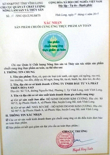 Chứng nhận hộ sản xuất kinh doanh Mai Kim Cương, đủ điều kiện tham gia chuỗi cung ứng an toàn thực phẩm.