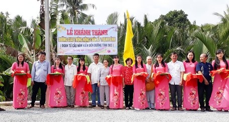 Khánh thành đường giao thông nông thôn ấp Thanh Bình.
