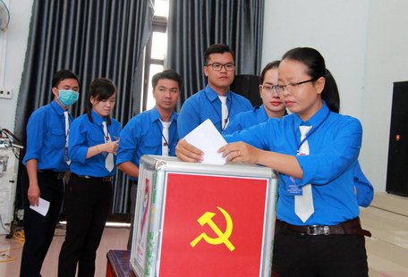 Bầu BCH Đoàn Khối các cơ quan và doanh nghiệp tỉnh.