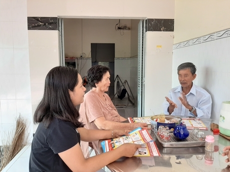 Ông Trần Văn Võ tự tin, nói vanh vách những kiến thức về phòng dịch COVID-19.
