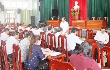 Tổ công tác của Tỉnh ủy làm việc với Đảng ủy xã Tân Hạnh.