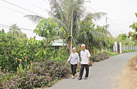 Diện mạo nông thôn xã Tân Hạnh ngày càng khởi sắc nhờ thực hiện tốt phương châm “Nhà nước và nhân dân cùng làm”.