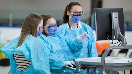 Thế giới cần thêm 6 triệu điều dưỡng viên để đối phó với Covid-19. Ảnh: CTV News