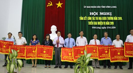 Thực hiện hiệu quả các cuộc vận động, phong trào thi đua, Tỉnh Đoàn là đơn vị dẫn đầu trong phong trào thi đua yêu nước.