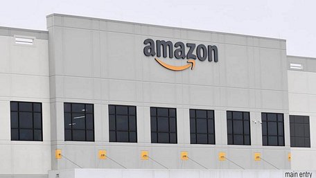  Một chi nhánh của Amazon tại New York, Mỹ ngày 30/3/2020. (Ảnh: AFP/TTXVN)