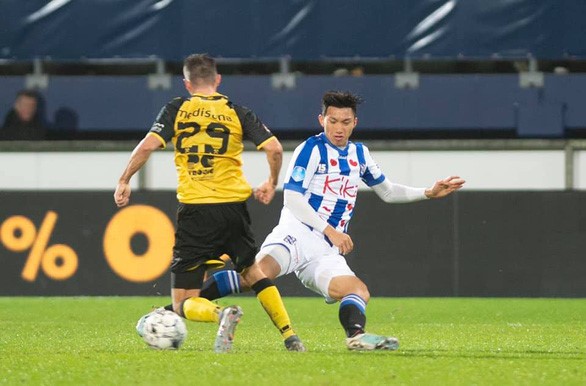 Việc Eredivisie bị hủy có thể ảnh hưởng tới Văn Hậu - Ảnh: SC HEERENVEEN