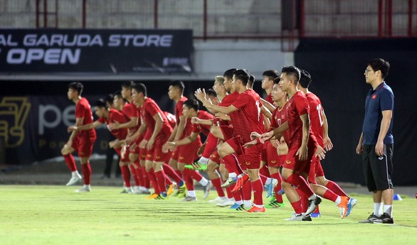 Tuyển Việt Nam và các đội ở vòng loại World Cup 2022 có thể được thay 5 người - Ảnh: N.K