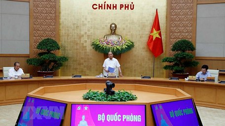 Thủ tướng Nguyễn Xuân Phúc chủ trì họp Thường trực Chính phủ với Ban chỉ đạo Quốc gia phòng, chống dịch COVID-19. (Ảnh: Thống Nhất/TTXVN)