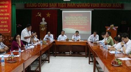 Quang cảnh buổi làm việc